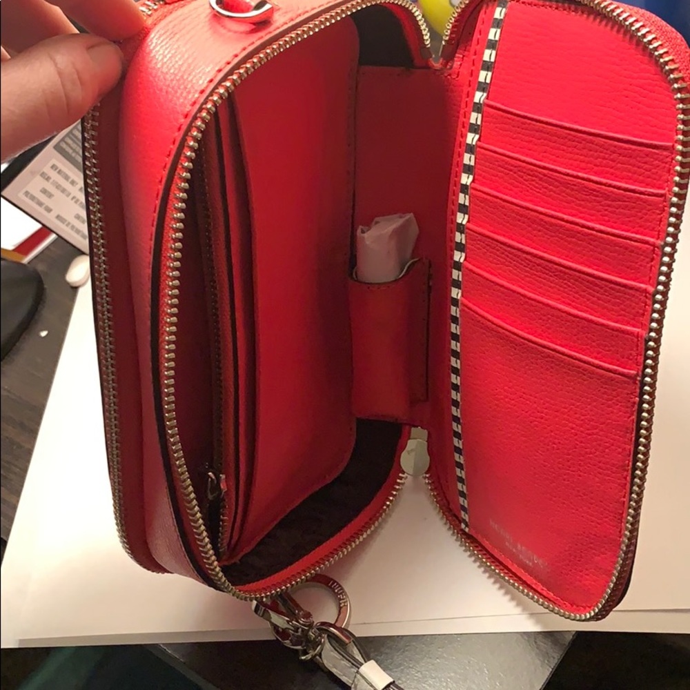 ❌SOLD❌ HENRI BENDEL COLORBLOCK WALLET - Picture 6 of 8